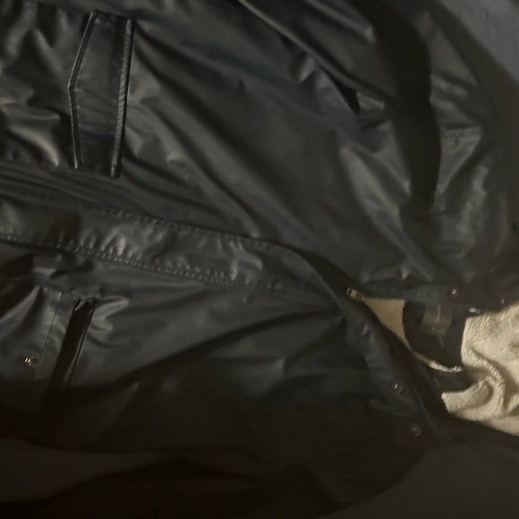 Raincoat - Picture 3 of 4